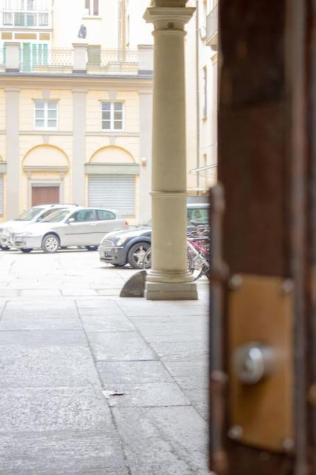Centro Deluxe Suite Con Wi-Fi E Netflix Turin Exterior photo